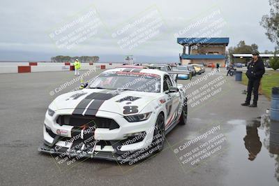 media/Jan-15-2023-CalClub SCCA (Sun) [[40bbac7715]]/Around the Pits/